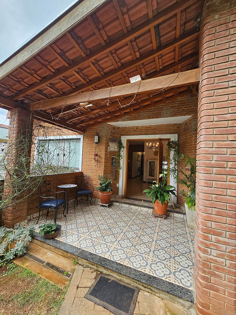 O Chalezinho Studios - A Casa da Vovó