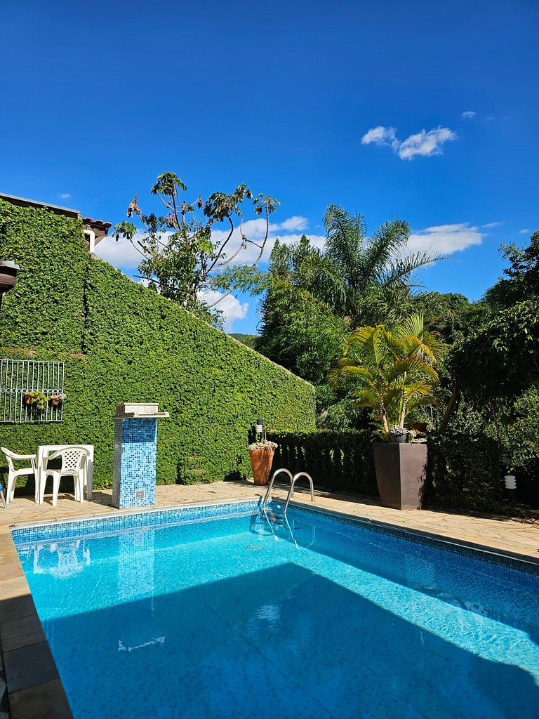 A Casa da Vovó - O Chalezinho Studios