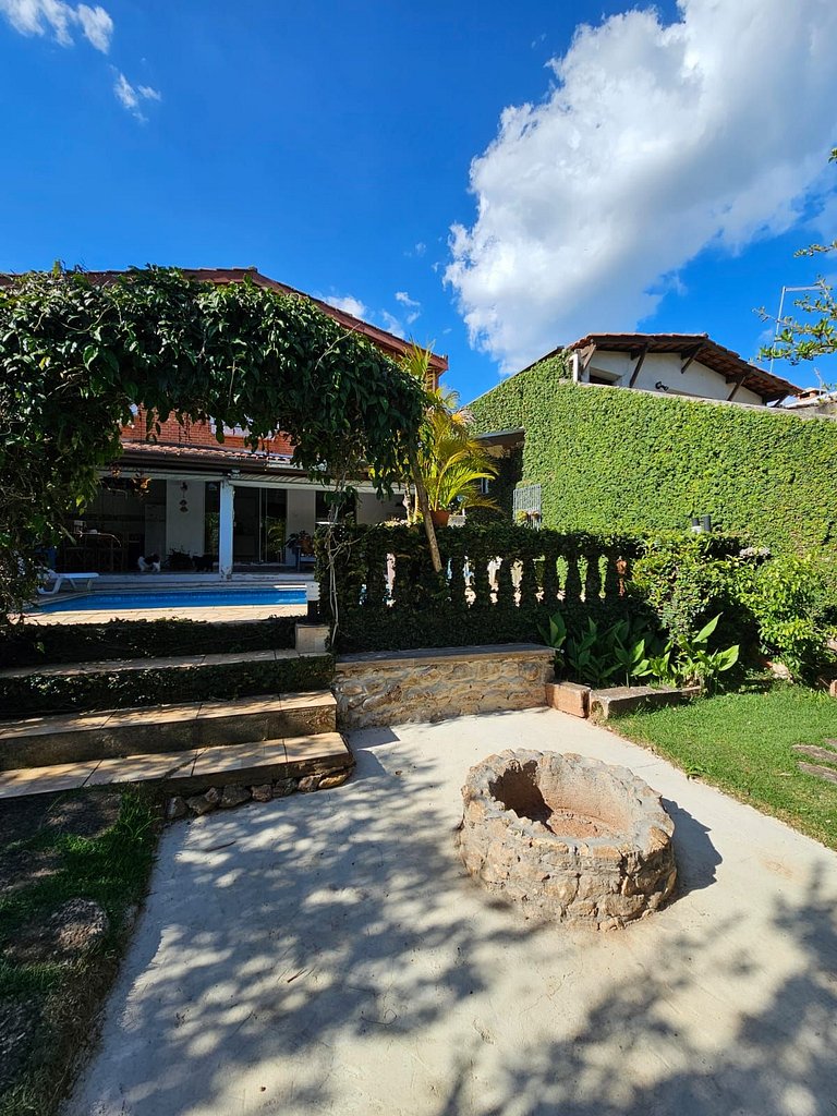 A Casa da Vovó - O Chalezinho Studios