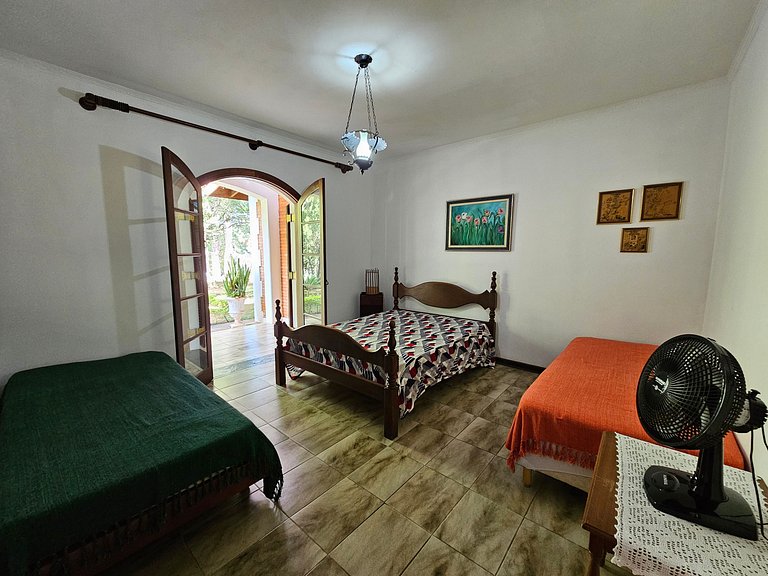 Chácara Letícia - O Chalezinho Studios