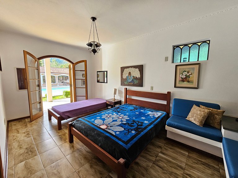 Chácara Letícia - O Chalezinho Studios