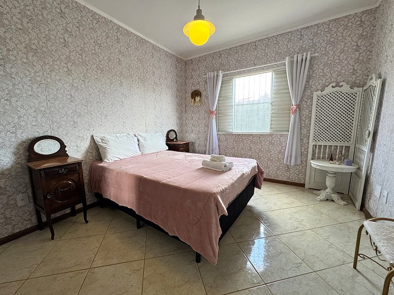 A Casa da Vovó - O Chalezinho Studios