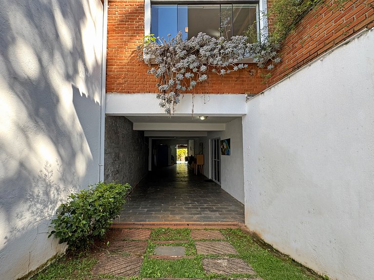 A Casa da Vovó - O Chalezinho Studios