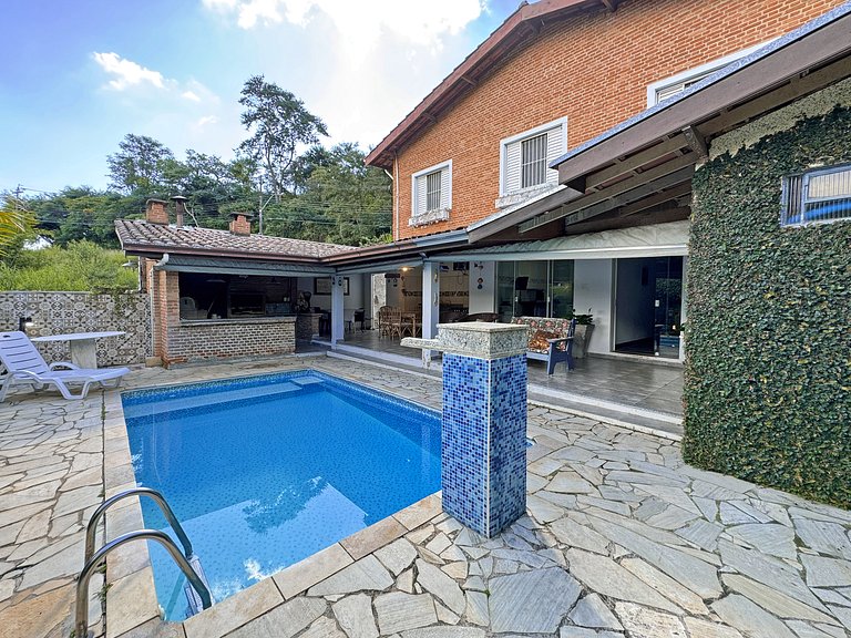 A Casa da Vovó - O Chalezinho Studios