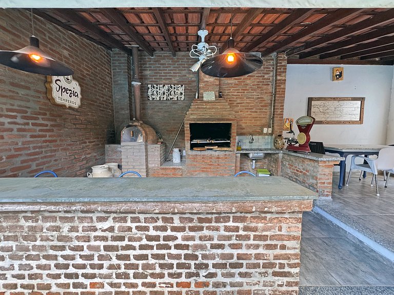 A Casa da Vovó - O Chalezinho Studios